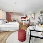 Design-apartment Mit Meerblick 아파트 *