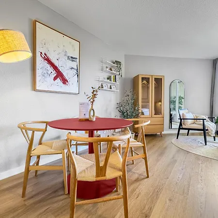 Design-apartment Mit Meerblick 아파트 뤼베크